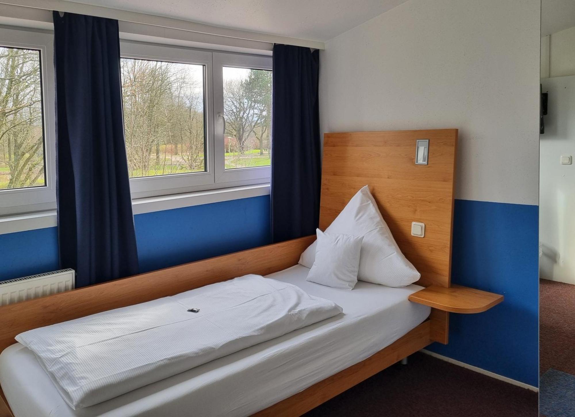 Hotel Dat Greune Eck Soltau Buitenkant foto
