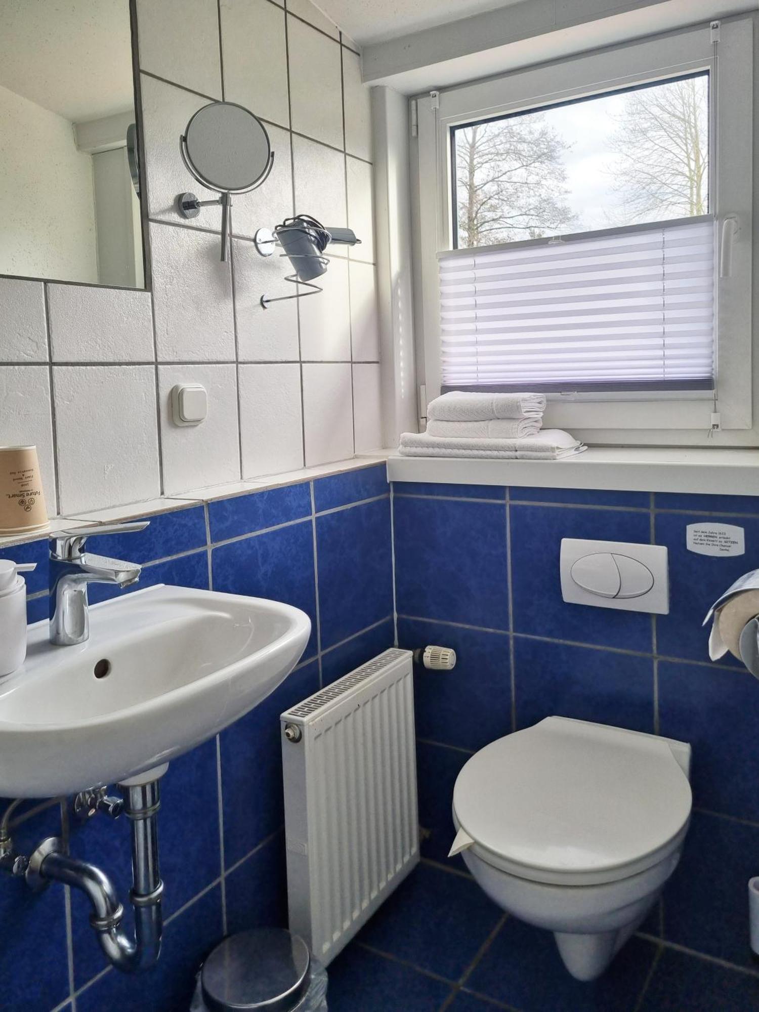 Hotel Dat Greune Eck Soltau Buitenkant foto